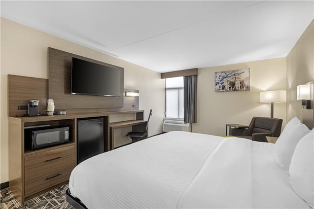 Images Best Western Plus York Hotel & Conference Center