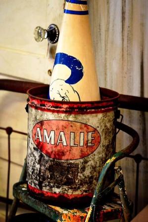 Images Trader Maes Furniture and Decor Market
