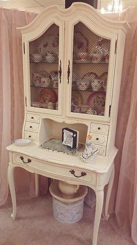 The Trellis Cafe &amp; Boutique Logo