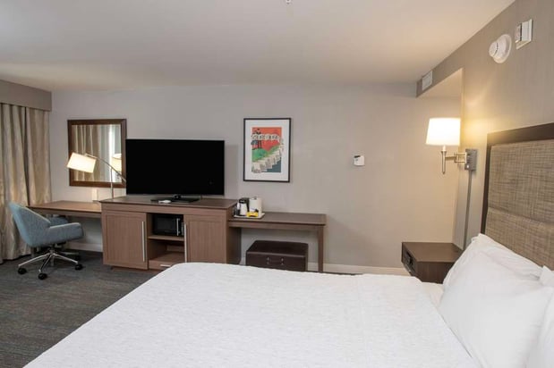 Images Hampton Inn & Suites Cincinnati / Kenwood