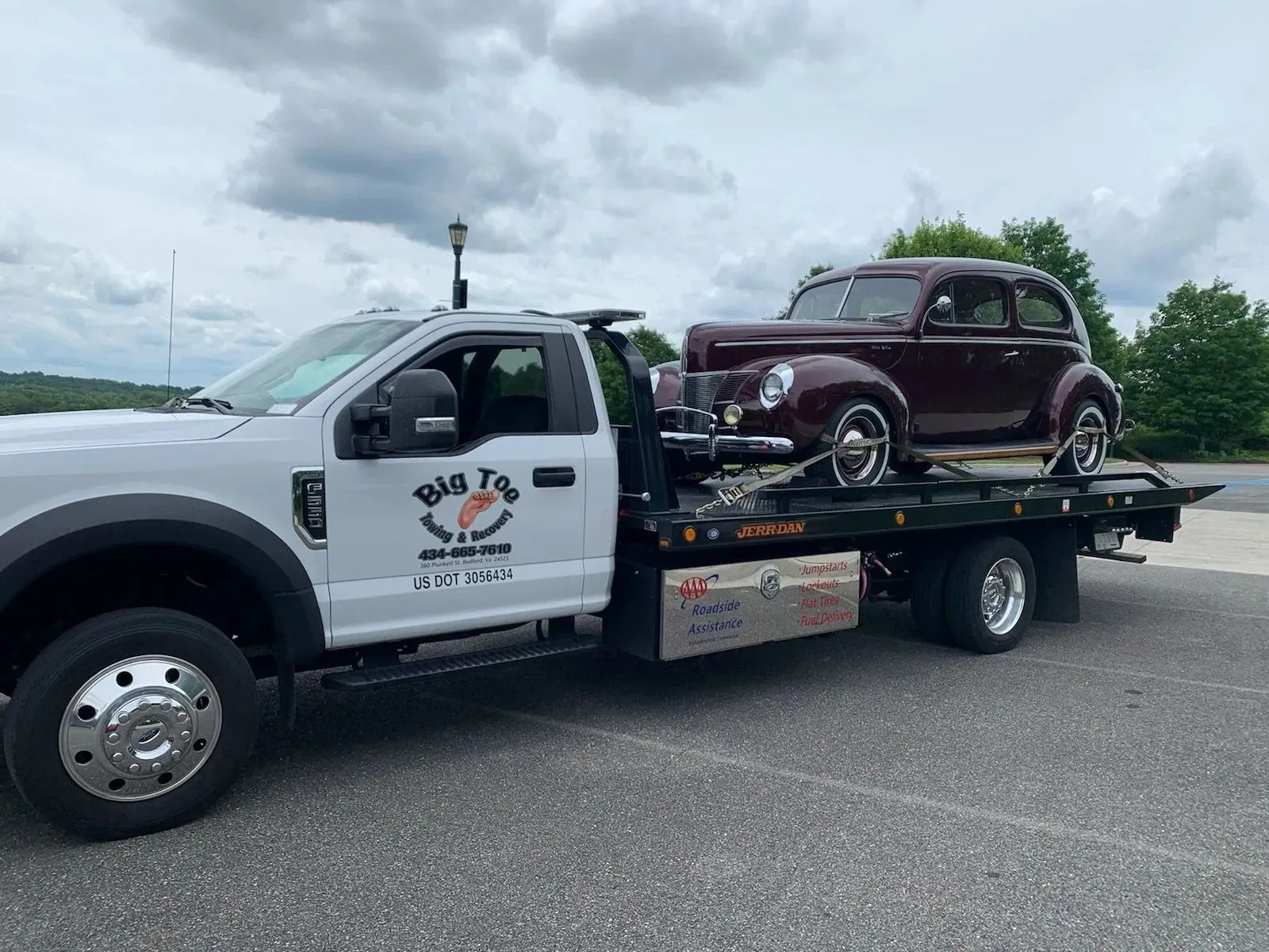 Big Toe Towing & Recovery Image