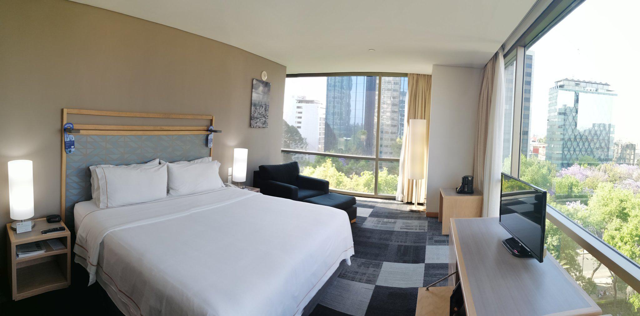 Images Holiday Inn Express Mexico Reforma, an IHG Hotel