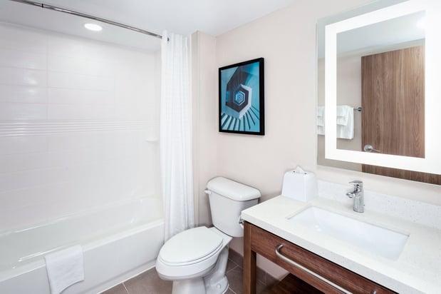 Images Candlewood Suites Columbus North - Worthington by IHG