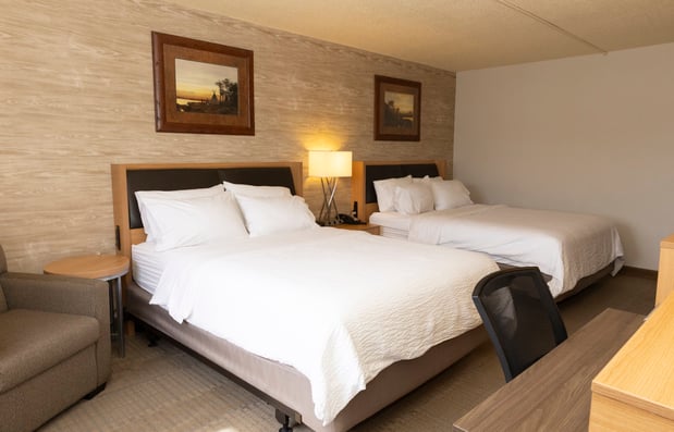 Images Holiday Inn Spearfish-Convention Center by IHG