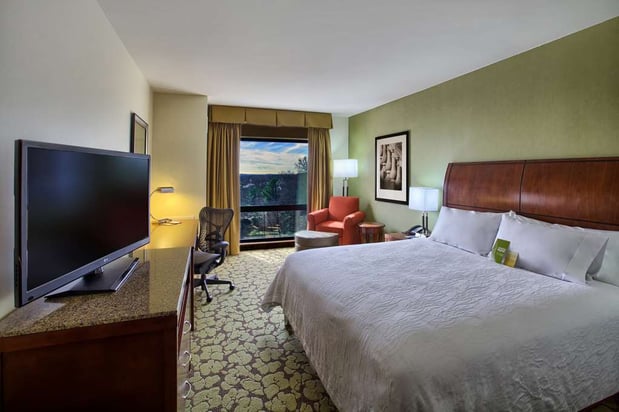 Images Hilton Garden Inn Durham/University Medical Center
