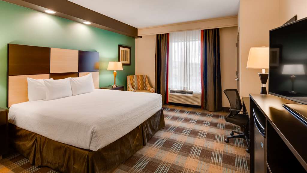 Accessible King Guest Room
