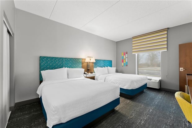Images Hampton Inn & Suites Newtown