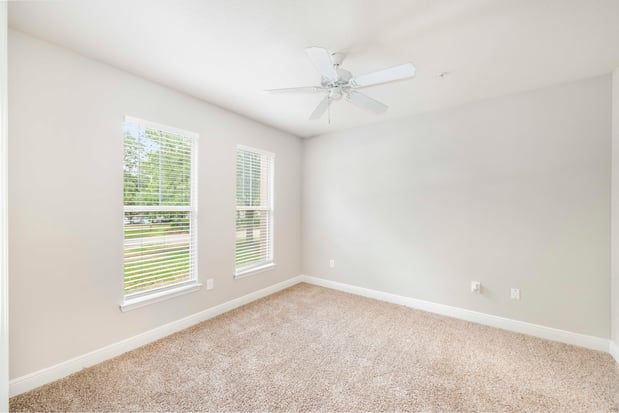 Images MAA Town Center