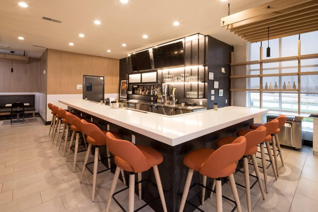 Images Holiday Inn & Suites Detroit - Troy by IHG