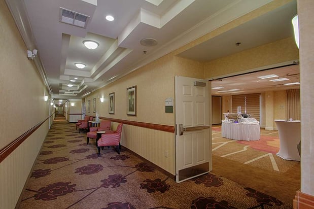 Images Hilton Garden Inn Las Vegas Strip South