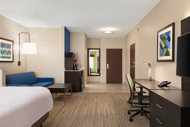 Images Holiday Inn Express & Suites McAlester by IHG