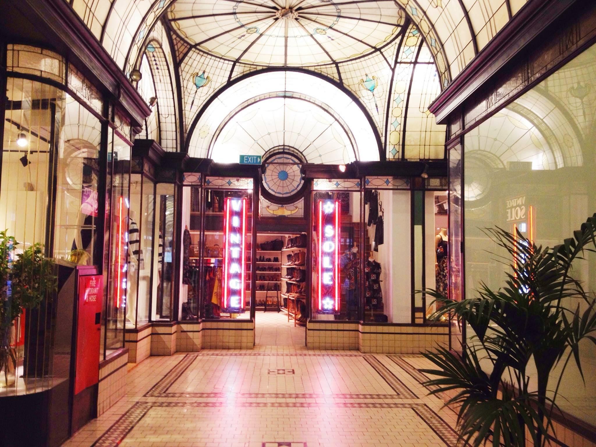 Images Vintage Sole - Melbourne CBD