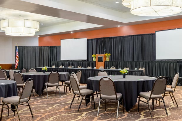 Images Holiday Inn Louisville East - Hurstbourne by IHG