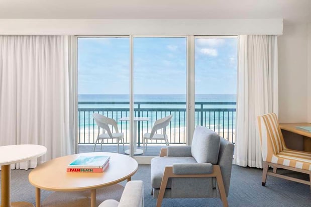 Images The Singer Oceanfront Resort, Curio Collection by Hilton