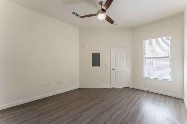 Images Residences at 3000 Bardin Road