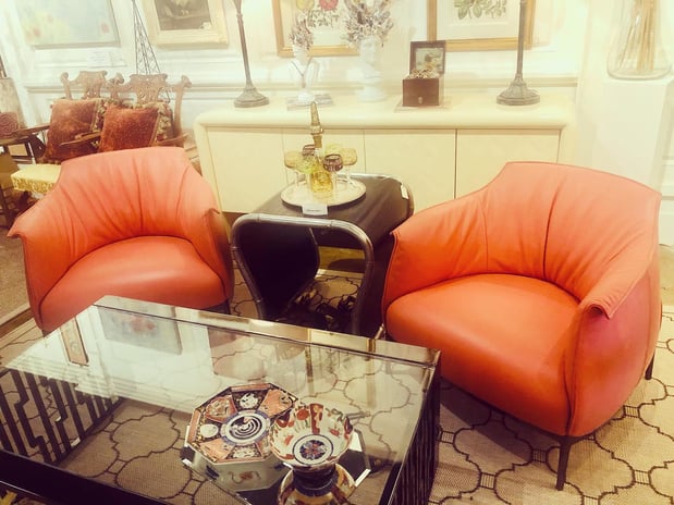 Images Mélange Fine Furniture Consignment