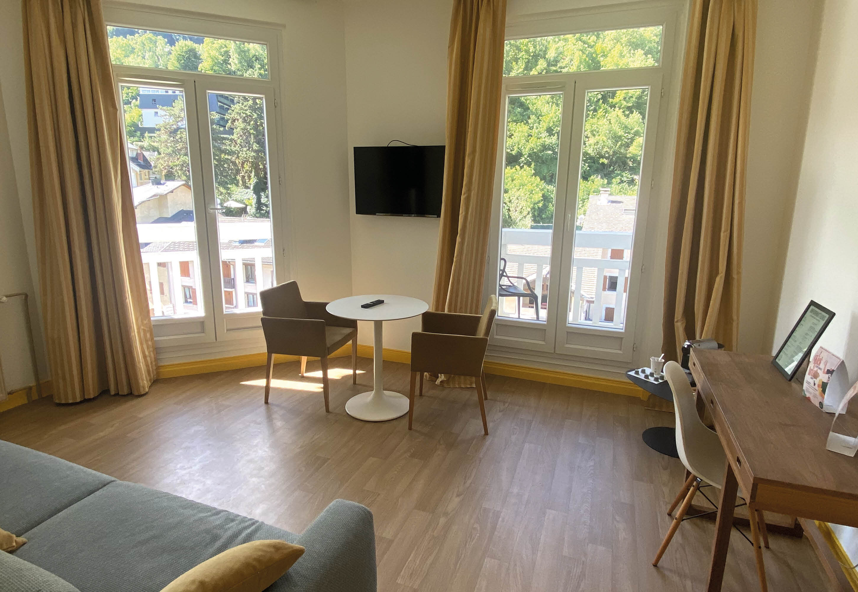 B&B HOME Brides-les-Bains Les 3 Vallées