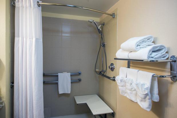 Images Staybridge Suites Wilmington-Newark by IHG