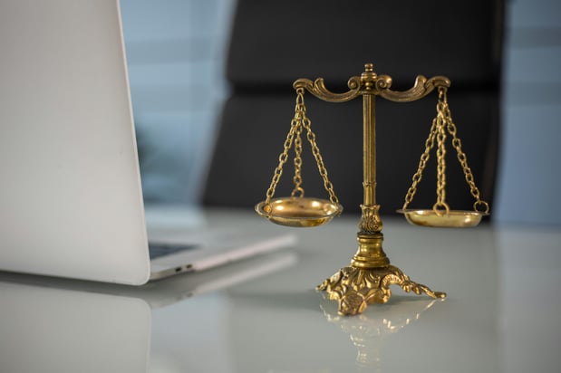 Images V.R. Perry Law Firm