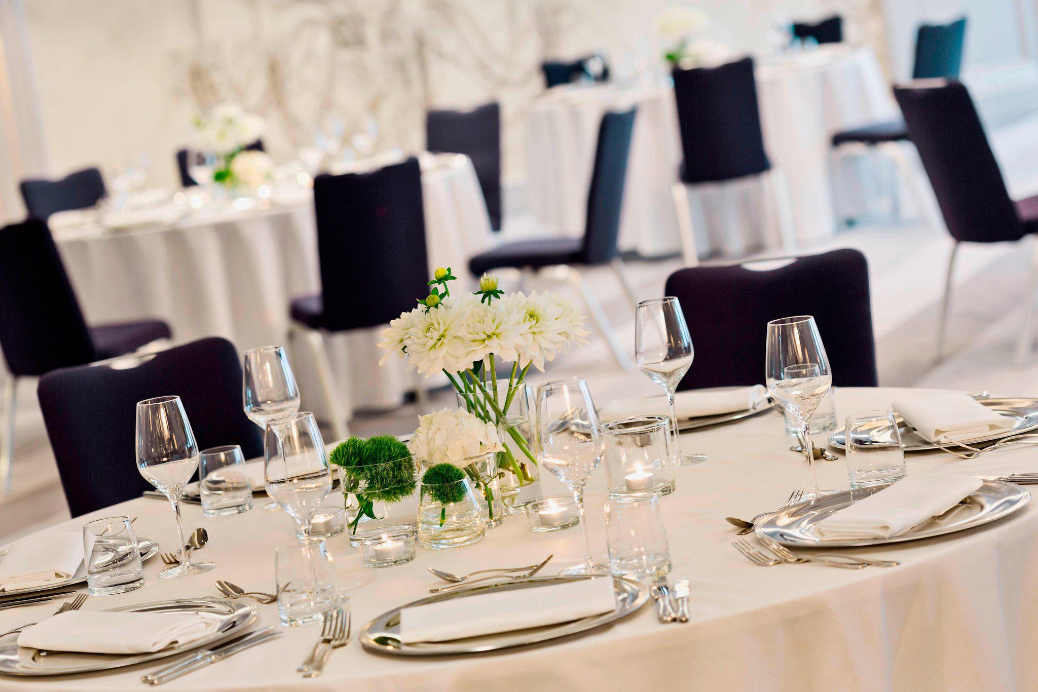 Renaissance Wien Hotel, Linke Wienzeile/Ullmannstrasse 71 in Vienna