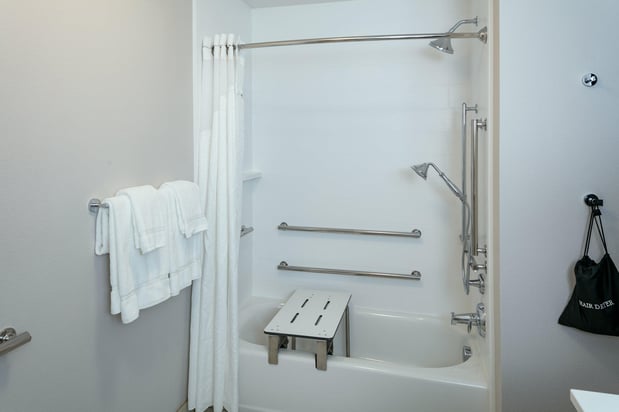 Images Holiday Inn Express & Suites Medford by IHG