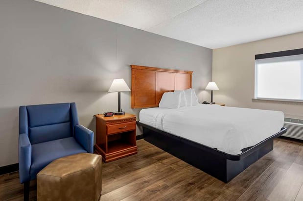 Images Best Western Shelbyville Inn and Suites Celebration Inn