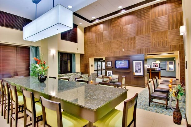 Images Hampton Inn & Suites Moreno Valley