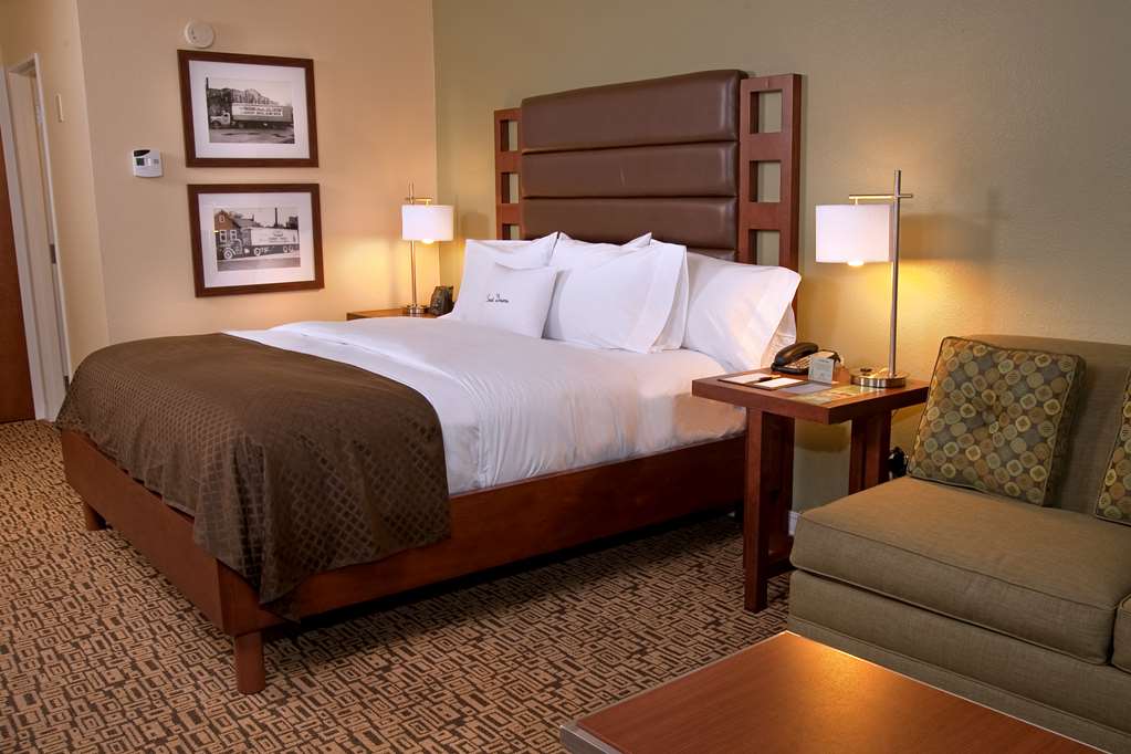 Guest room