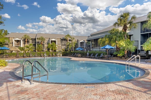 Images Parkway International Resort