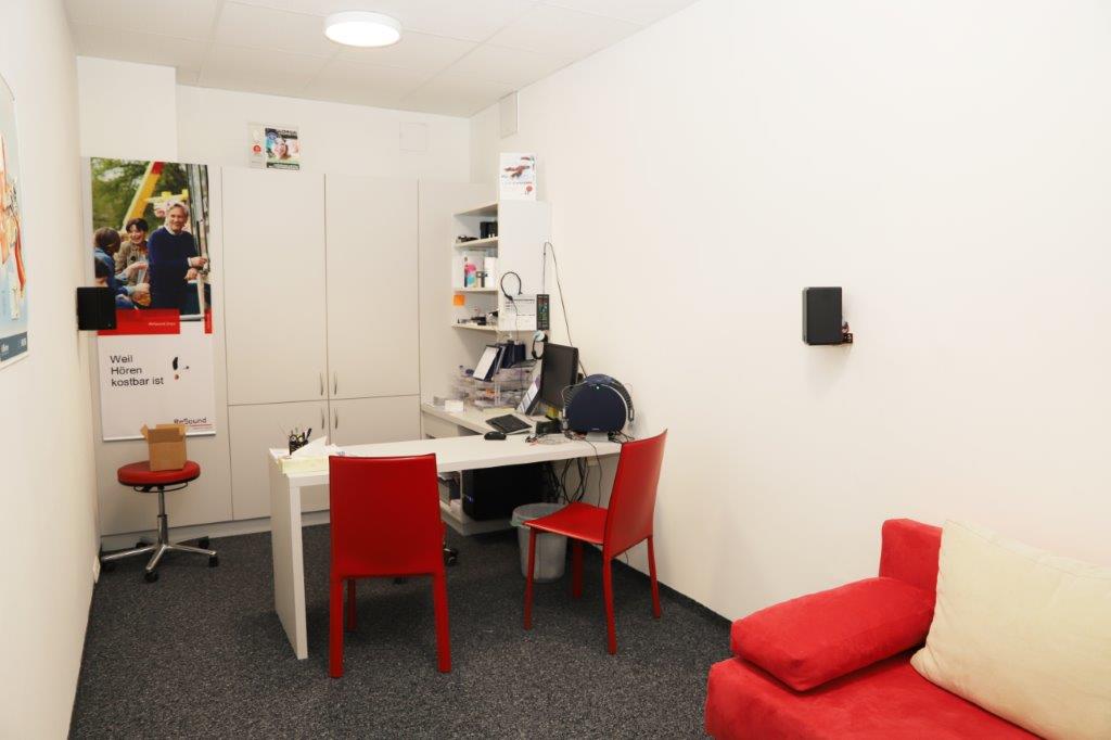 Optik Schwabegger KG, Marktplatz 7 in Lambach