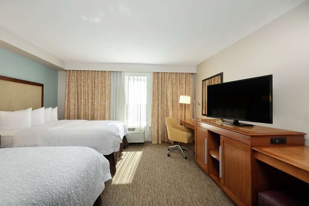 Images Hampton Inn & Suites Austin-Airport