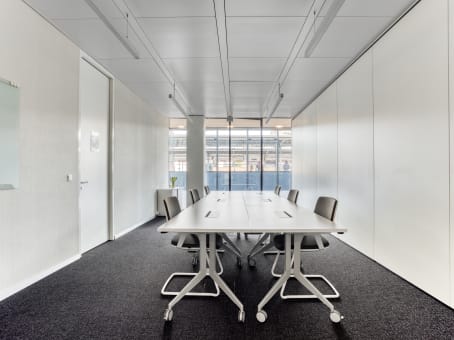 Genf, Bahnhof SBB Cornavin, Place Cornavin 7 in Genf