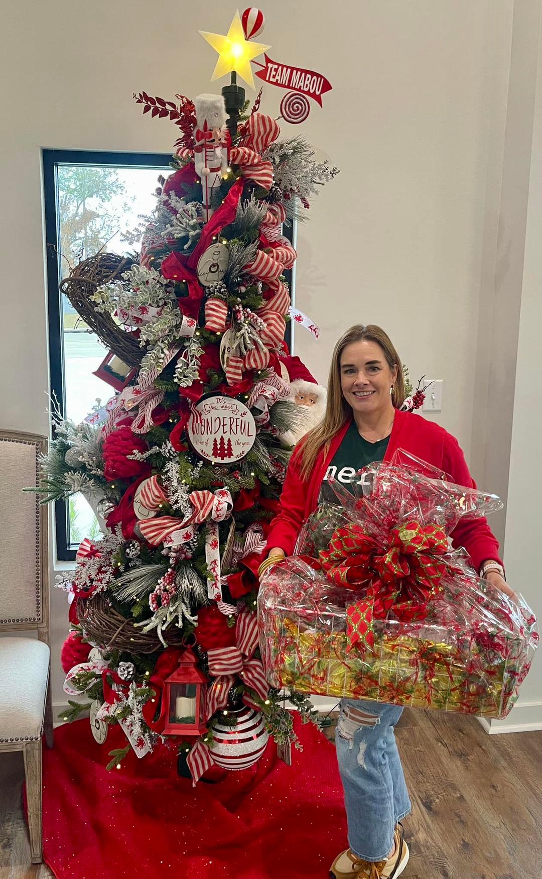 Thank you Mason and Southern Style Services for the awesome Christmas basket! We truly do have the b Jennifer Mabou - State Farm Insurance Agent Sulphur (337)527-0027