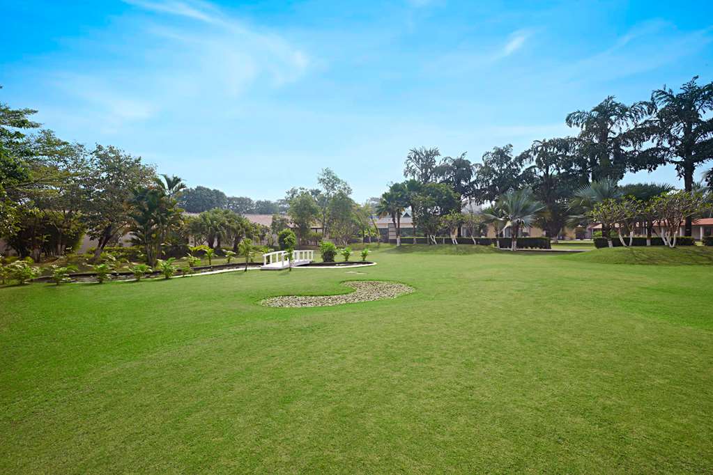 Radisson Blu Resort & Spa, Alibaug - Closed