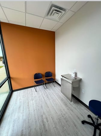 Images VetExpress Animal Urgent Care