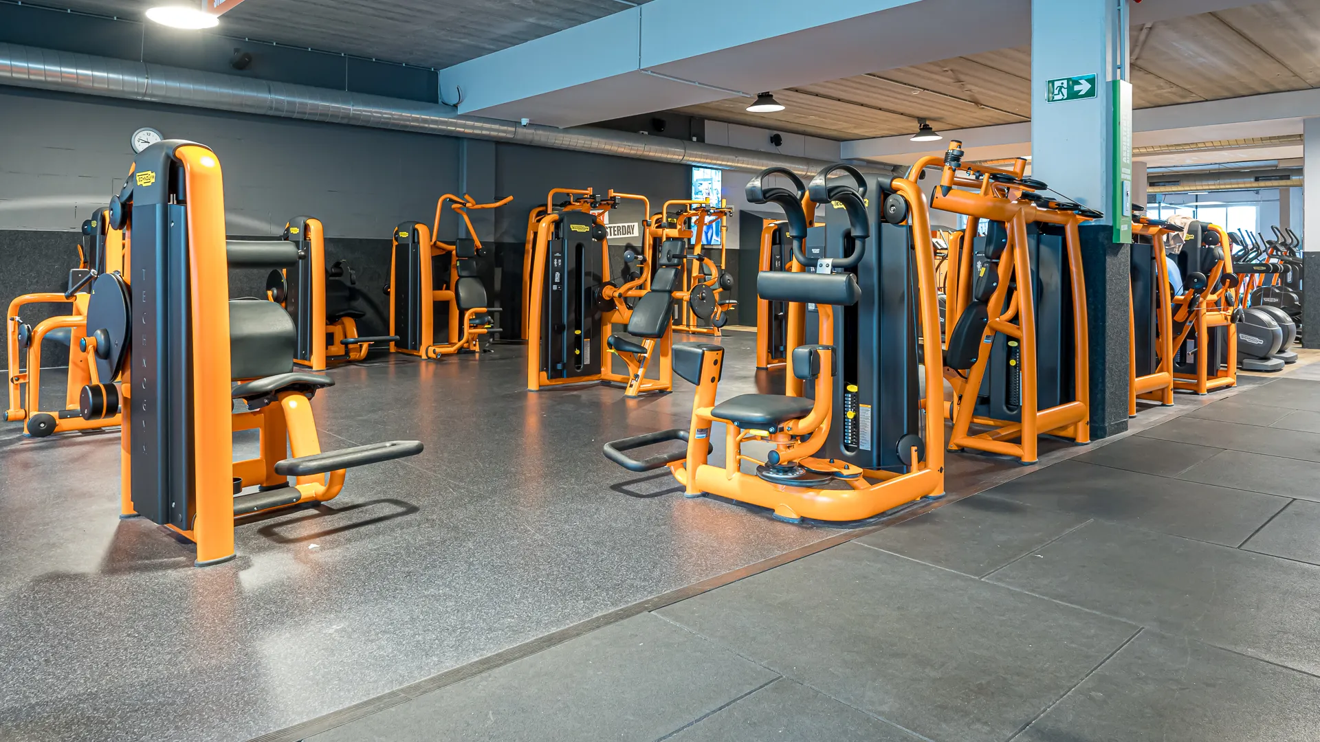 Images Basic-Fit 24/7