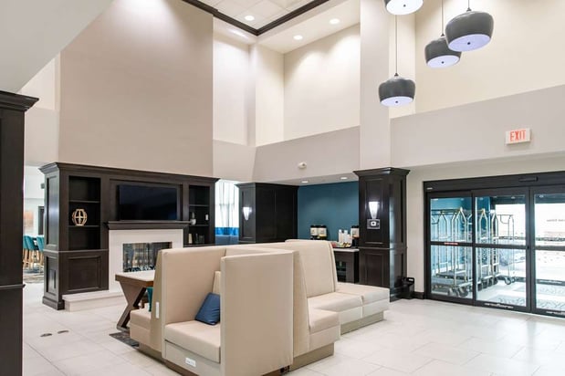 Images Hampton Inn & Suites Effingham