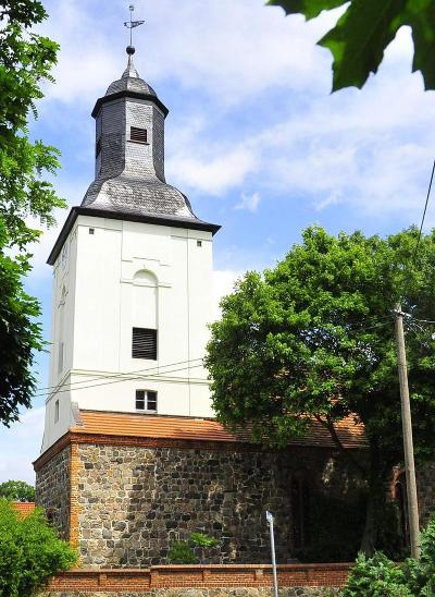 Kirche Barsikow - Pfarrsprengel Segeletz, Dorfstraße 17 in Barsikow