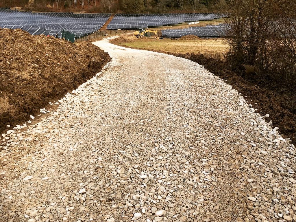 Bilder SLP Kraus GmbH | Photovoltaikflächen-Management & Grünpflege