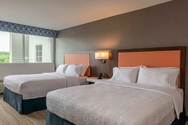 Images Hampton Inn Manchester Downtown