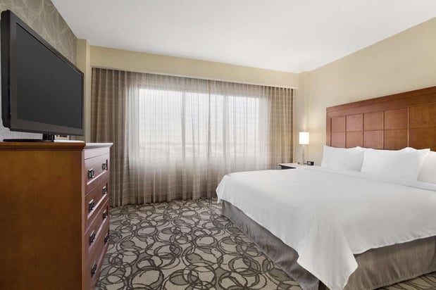 Images Embassy Suites by Hilton San Antonio Airport