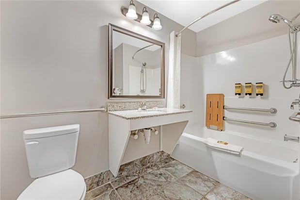 Images Best Western Plus Eau Claire Conference Center