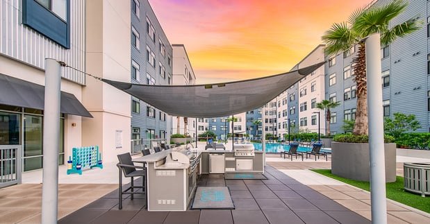 Images MAA 220 Riverside