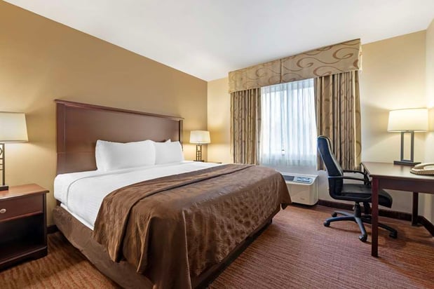 Images Best Western Plus Concord Inn