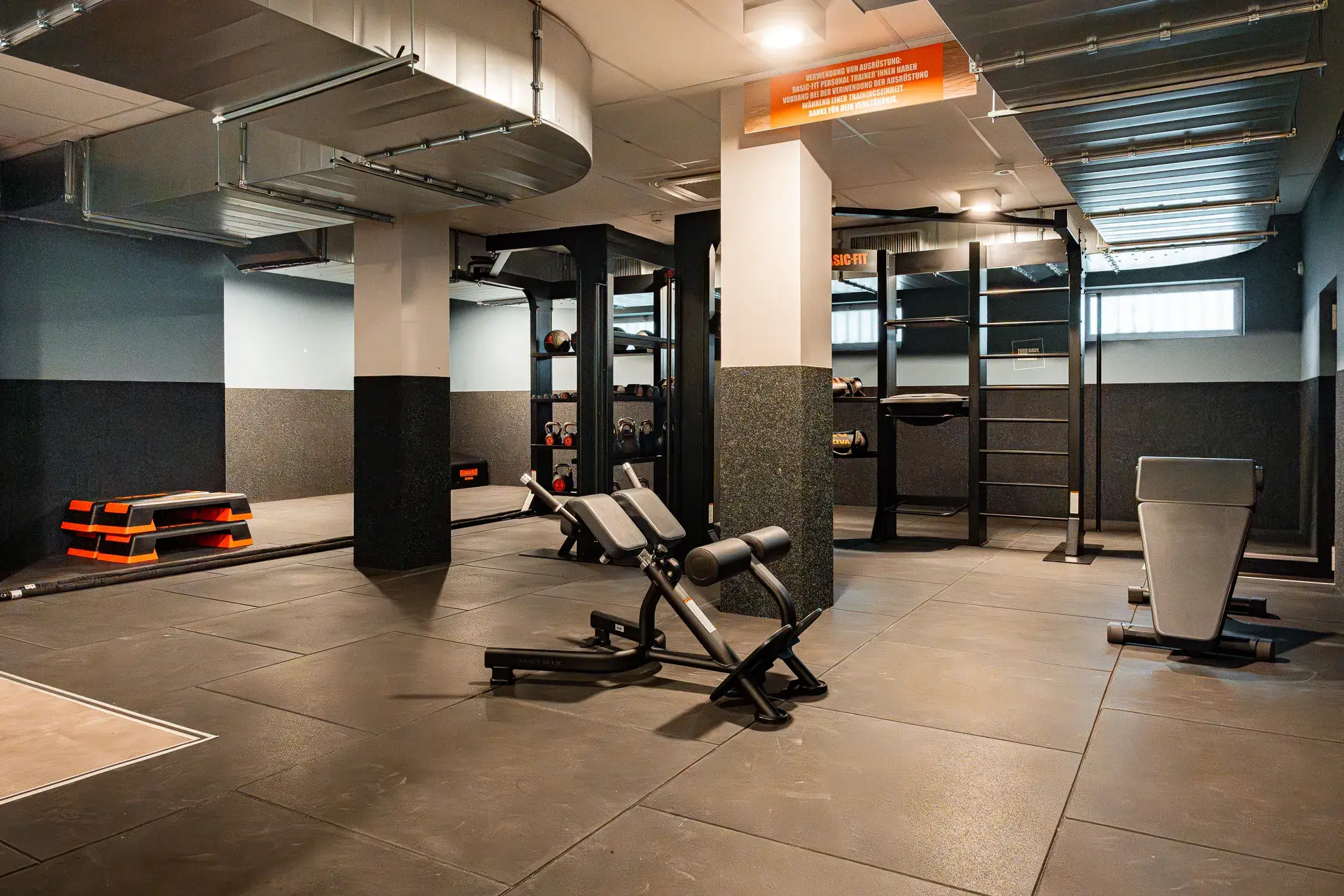 Basic-Fit 24/7, Mierendorffweg 1 in Essen