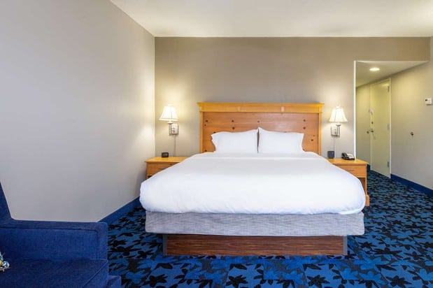 Images Hampton Inn & Suites Jacksonville Deerwood Park