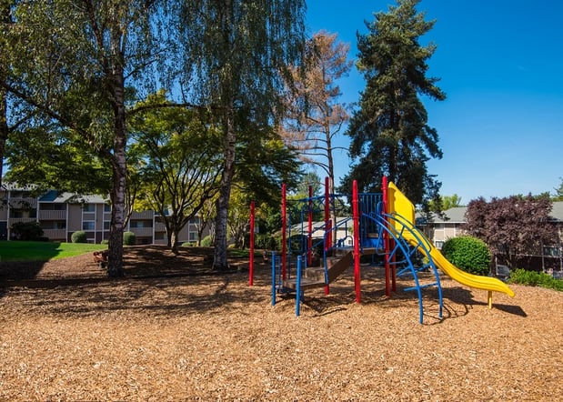 Images Rolling Hills Apartments