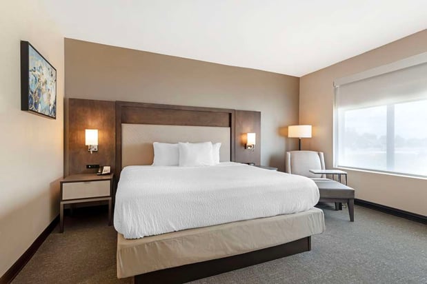 Images Best Western Plus Executive Residency Rigby's Water World Hotel