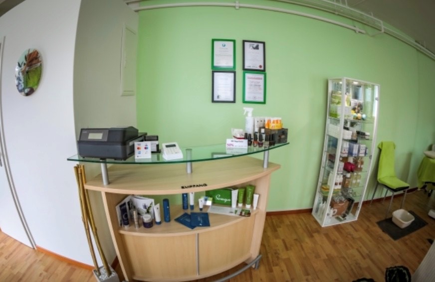 Body and feet, Bahnhofstrasse 14 in Mettmenstetten