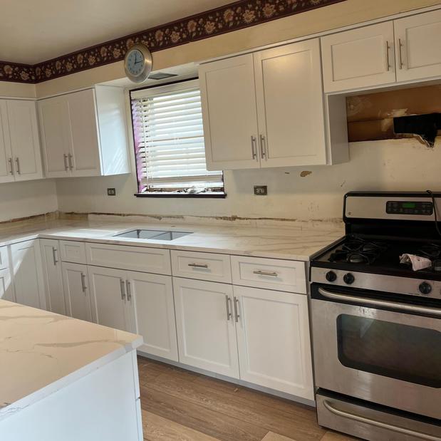 Images Creative Custom Cabinet & Bookcase LLC